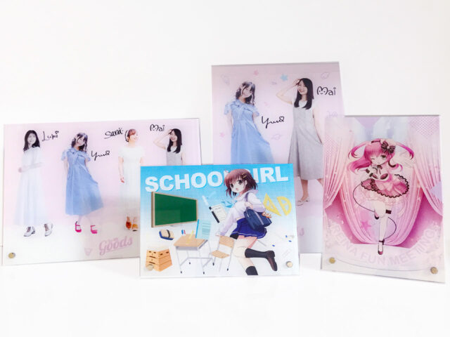 アクリルパネルの同人グッズを作成