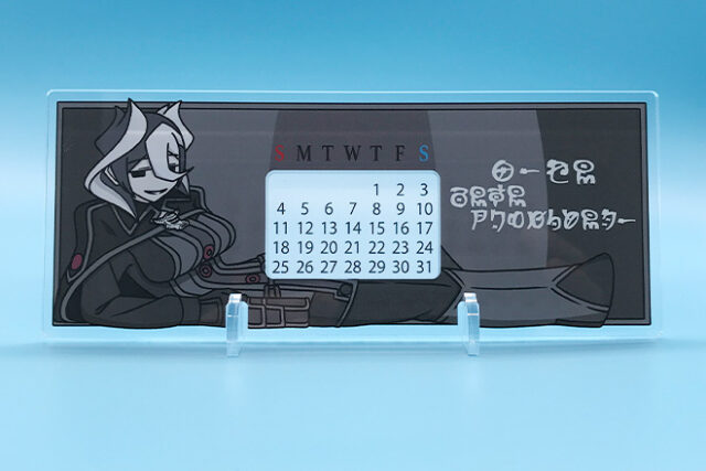 モノクロで彩るシックなたたずまいの万年カレンダー