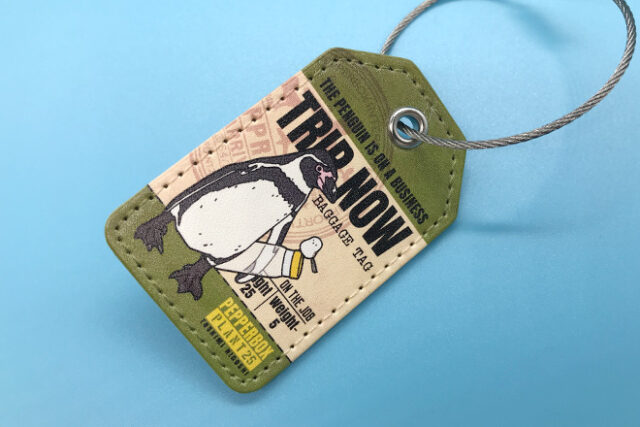 アースカラーと3匹の動物が調和するPUレザーキーホルダー