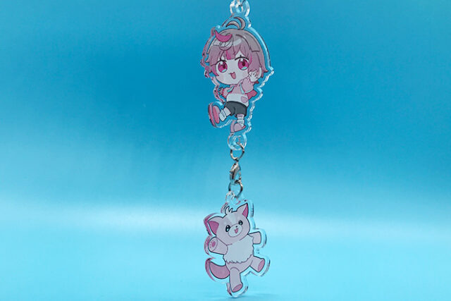 元気な笑顔とふわもこキャラがかわいい連結アクリルキーホルダー