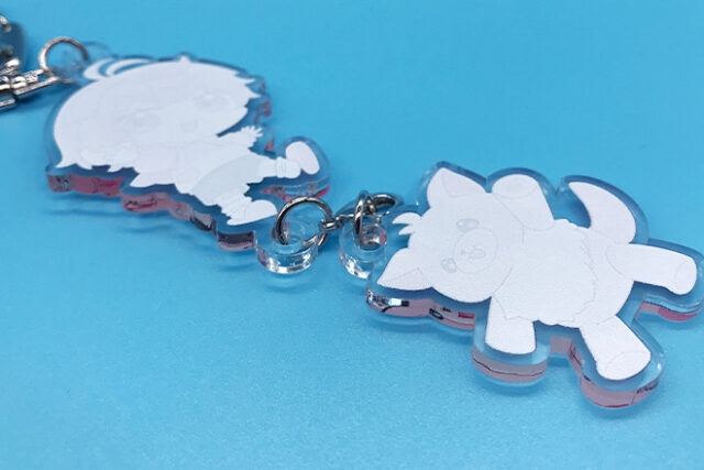 元気な笑顔とふわもこキャラがかわいい連結アクリルキーホルダー