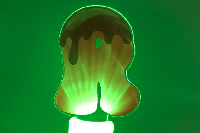 とろ～りソースがかかった美味しそうなアクリルペンライト