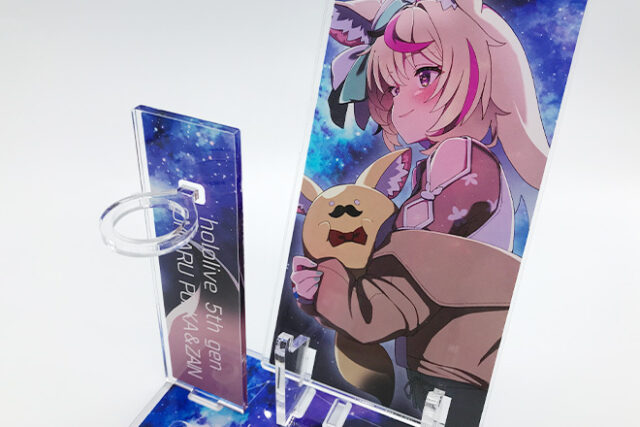 壮大な銀河に横顔の女性がたたずむ3wayアクスタ