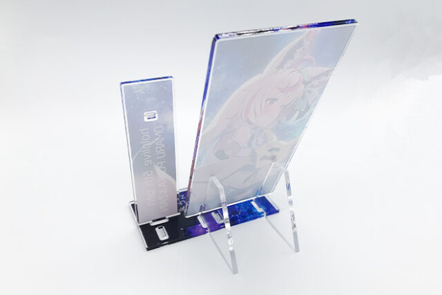 壮大な銀河に横顔の女性がたたずむ3wayアクスタ