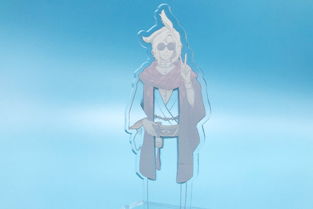 透明感をいかしたおしゃれな着物姿のアクリルスタンド