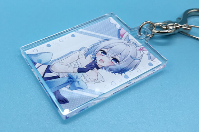 ウサ耳が似合うイラストのアクリルキーホルダー