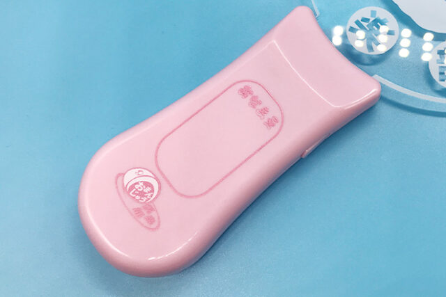 やさしい丸型デザインで魅せるアクリルペンライト